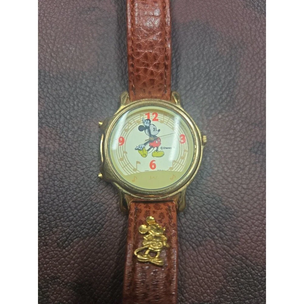 Vintage Rare 80s Mickey Mouse Watch With Melody Function V422-0030
